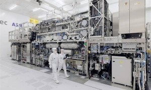 力争2027年量产2nm！日本接收首台EUV光刻机：重71吨、四阶段安装