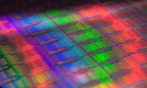 ASML：华为、中芯国际芯片技术落后Intel、台积电10-15年